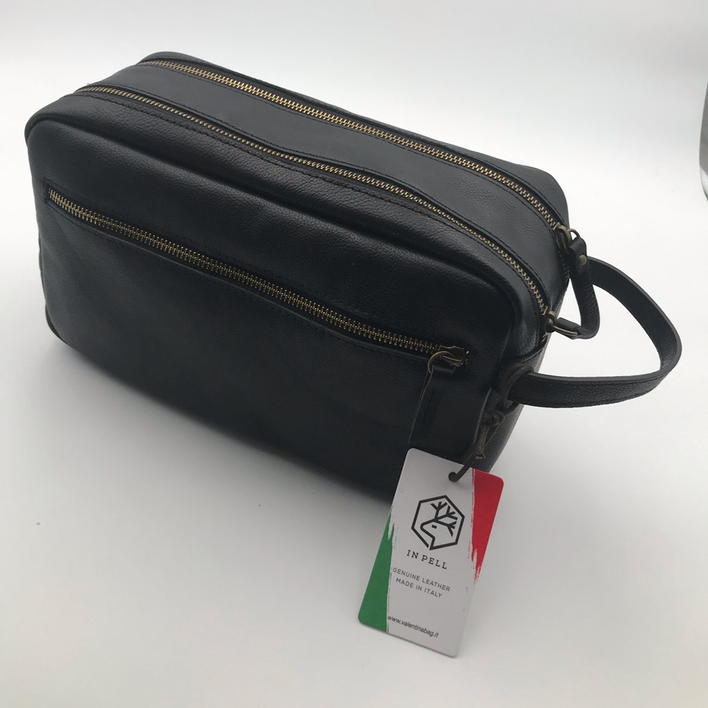 Valentina In Pell Black Leather Toiletry Travel Case